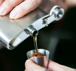 6x Rvs Shot Bekertjes - Borrelglaasjes - Thee/ Koffie Beker - Shotjes Met Leren Case - Bekers 30 ML 9 6x Rvs Shot Bekertjes - Borrelglaasjes - Thee/ Koffie Beker - Shotjes Met Leren Case - Bekers 30 ML -Buiten Kamperen 1200x1126 7