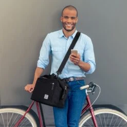 Brisby 4 Laags Geïsoleerde Koeltas - Lunchtas 12 Liter - Extra Ruimte Uitvouwbaar- Zwart 12 Brisby 4 Laags Geïsoleerde Koeltas - Lunchtas 12 Liter - Extra Ruimte Uitvouwbaar- Zwart -Buiten Kamperen 1200x1200 1252