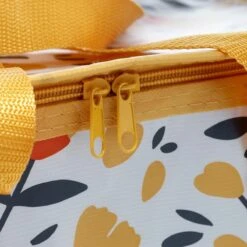 Kleine Lunch/sixpack Koeltas - Boterbloem Print - 20 X 30 Cm - 12 L -Buiten Kamperen 1200x1200 1586