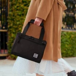 Brisby 4 Laags Geïsoleerde Koeltas - Lunchtas 10 Liter - Zwart 11 Brisby 4 Laags Geïsoleerde Koeltas - Lunchtas 10 Liter - Zwart -Buiten Kamperen 1200x1200 1618