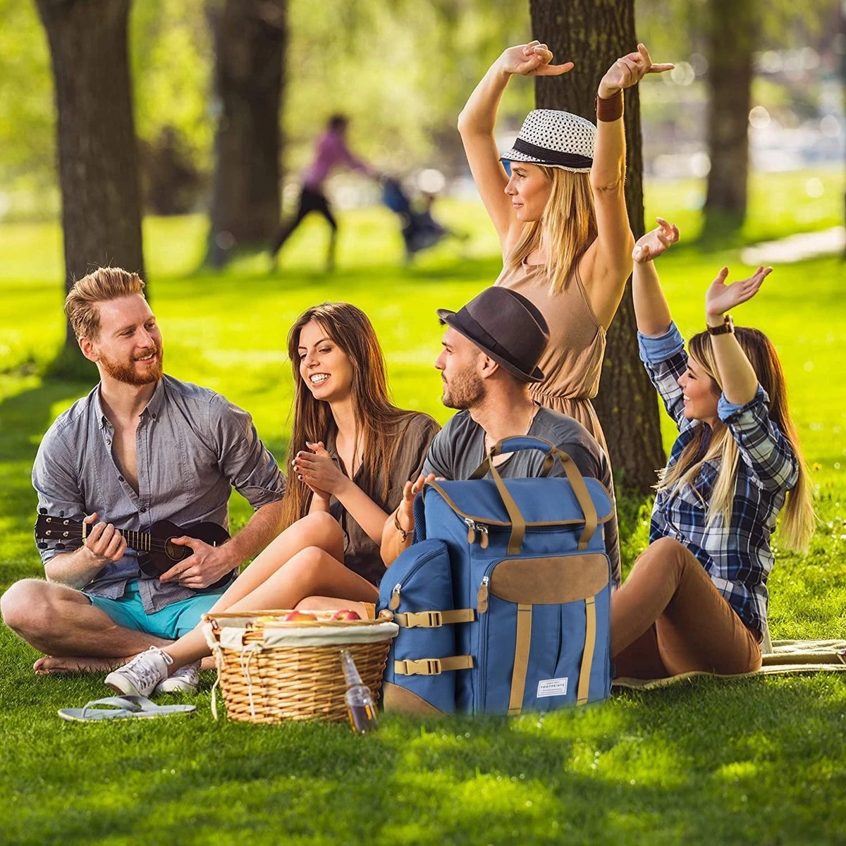 Cabinmax Koeltas - Koelrugzak - Picknick - Picknicktas Met Flessenhouder - Koelrugtas 24L - Olive Green 7 Cabinmax Koeltas - Koelrugzak - Picknick - Picknicktas Met Flessenhouder - Koelrugtas 24L - Olive Green - Afbeelding 5