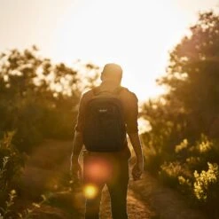 Koelrugtas - 23L - Wandelrugzak - Dagrugzak - Outdoor Rugzak - Dames & Heren - Zwart -Buiten Kamperen 1200x1200 1720