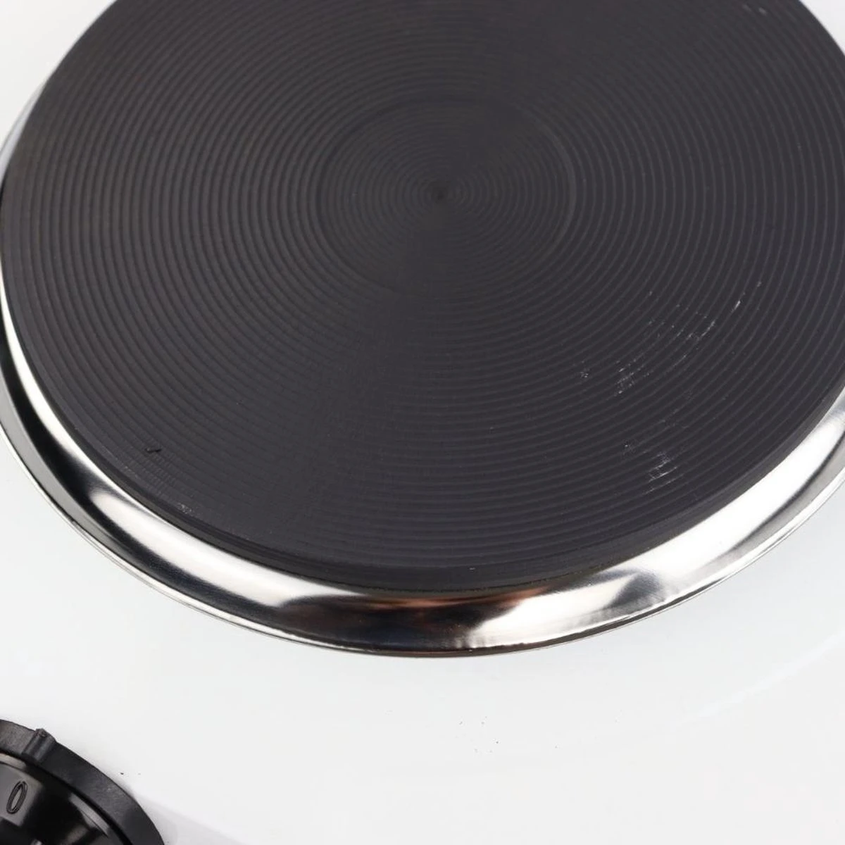 Orange85 Kookplaat - Elektrisch - 2 Pits - Kampeer Accessoires - Wit - 48x27x5cm - Metaal - Fornuis - Vrijstaand 6 Orange85 Kookplaat - Elektrisch - 2 Pits - Kampeer Accessoires - Wit - 48x27x5cm - Metaal - Fornuis - Vrijstaand - Afbeelding 4