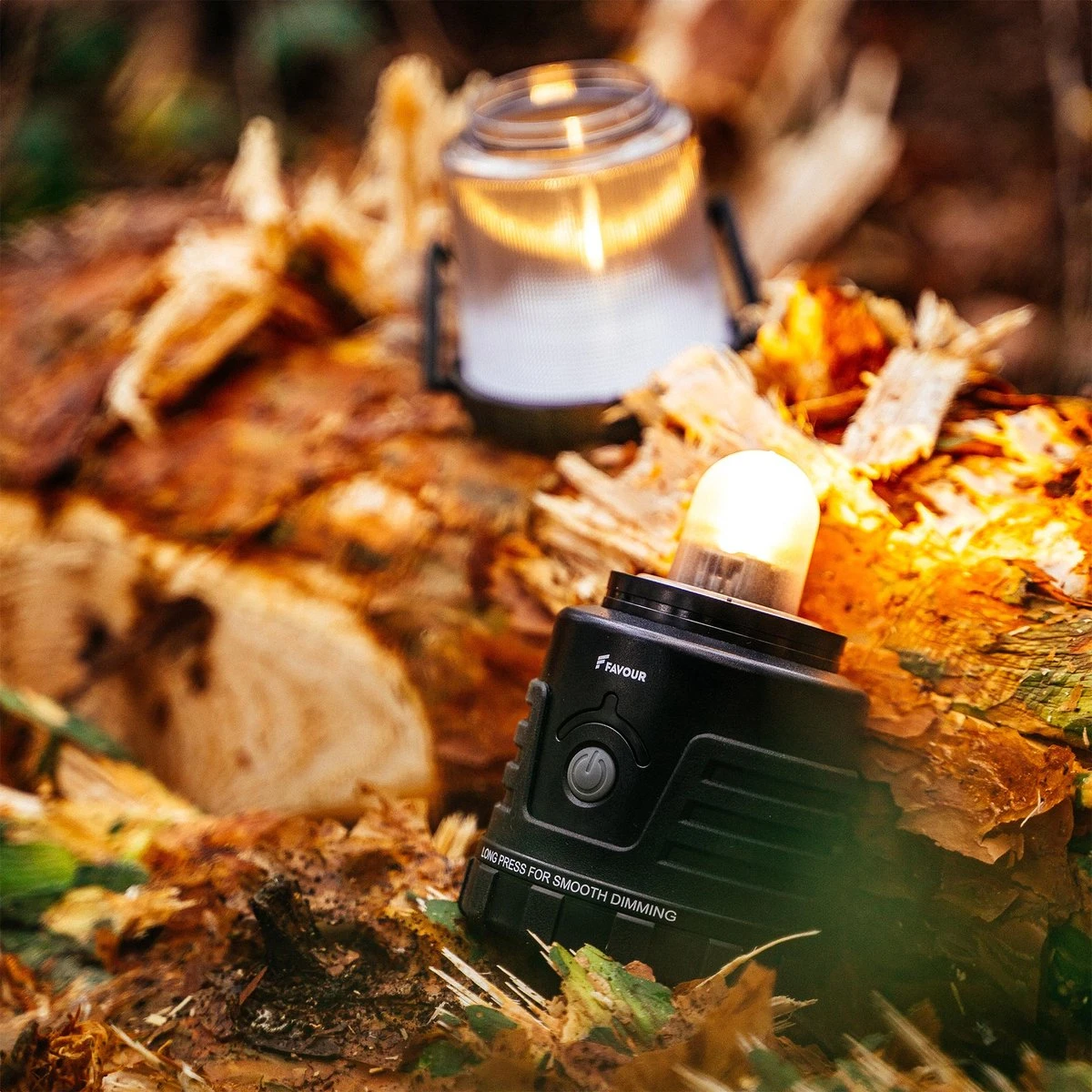 Favour L0434 Camping Lamp LED, 1105 Lumen, IP64, Waterdicht, Draagbare Kampeerlamp, Tentlamp, Schokbestendig, 4 Verschillende Lichtmodi Inclusief Kaarslicht-modus, Afneembaar Deksel & Compact Formaat 9 Favour L0434 Camping Lamp LED, 1105 Lumen, IP64, Waterdicht, Draagbare Kampeerlamp, Tentlamp, Schokbestendig, 4 Verschillende Lichtmodi Inclusief Kaarslicht-modus, Afneembaar Deksel & Compact Formaat - Afbeelding 7