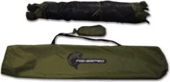 FisherPro Karpertent Met Stormcover – Vistent – Tent - Bescherming Tegen Zon En Wind – 100% Waterdichte Stormhoes – Met Handige Meeneemtas – Ook Geschikt Als Strandtent Of Festivaltent – Extra Veiligheid En Warmte Door Stormcover -Buiten Kamperen 1200x582 1