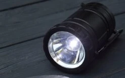 LED Camping Lamp 2 In 1 Hoge Kwaliteit - Zaklamp En Campinglamp - Inclusief AA Batterijen -Buiten Kamperen 1200x752 9