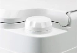 Thetford Qube 365 Porta Potti - Wit -Buiten Kamperen 1200x829 3