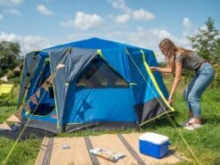 Coleman OctaGo Tent - Festival - 3-Persoons - Blauw/lime -Buiten Kamperen 1200x900 9