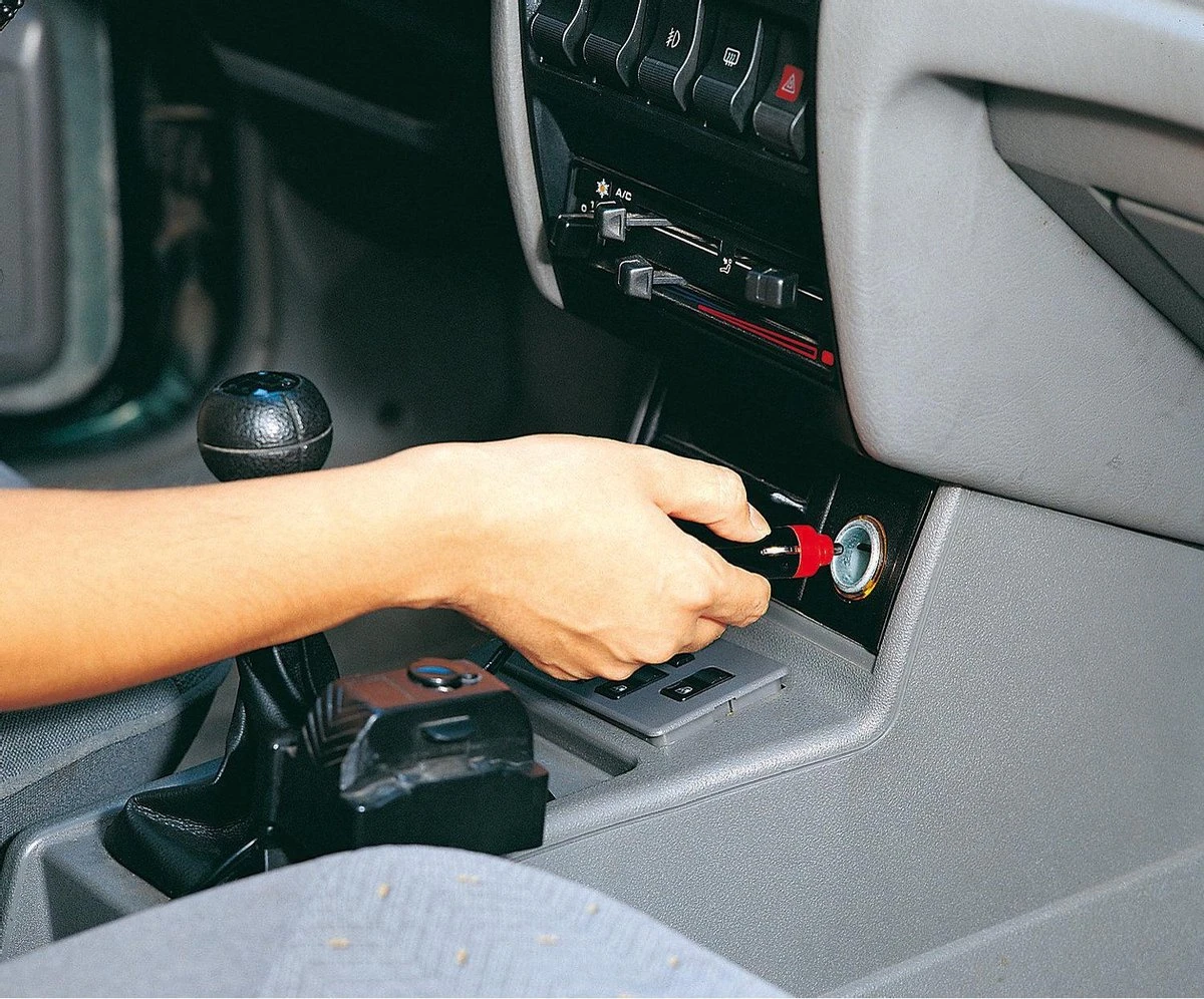 Campingaz Powerbox Plus Thermo-elektrische Koelbox - 12V / 230V - 28L - Grijs 5 Campingaz Powerbox Plus Thermo-elektrische Koelbox - 12V / 230V - 28L - Grijs - Afbeelding 3