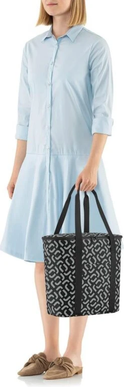 Reisenthel Thermoshopper Koeltas - 15L - Signature Black Zwart -Buiten Kamperen 385x1200 1