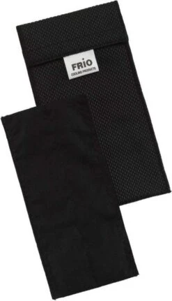 Frio Dubbel Diabetes Koeltas - Zwart -Buiten Kamperen 688x1200 1