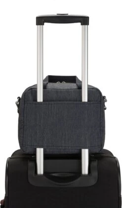 Kipling MIYO Lunchtas - Marine Navy -Buiten Kamperen 703x1200 1