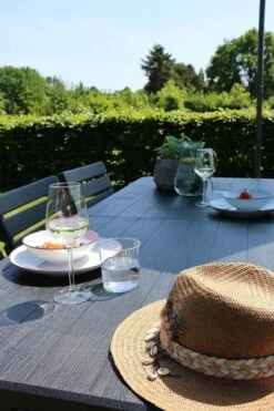 ERRO Vouwtafel - Houtlook - 180x74cm - Zwart 11 ERRO Vouwtafel - Houtlook - 180x74cm - Zwart -Buiten Kamperen 800x1200 22