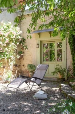 LAFUMA R Clip - Relaxstoel - Verstelbaar - Inklapbaar - Zero Gravity - Magnolia/Light Pink -Buiten Kamperen 800x1200 30